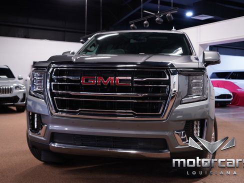 Used 2022 GMC Yukon XL SLT w/ SLT Luxury Package image 1