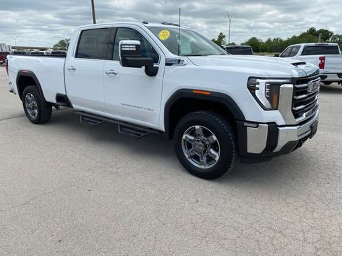 Used 2025 GMC Sierra 2500 SLT AWD/4WD image 8