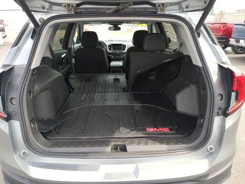 Used 2024 GMC Terrain SLE w/ Driver Convenience Package AWD/4WD image 28