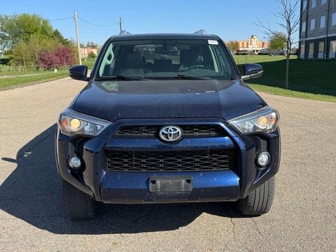 Used 2018 Toyota 4Runner SR5 Premium AWD/4WD image 11
