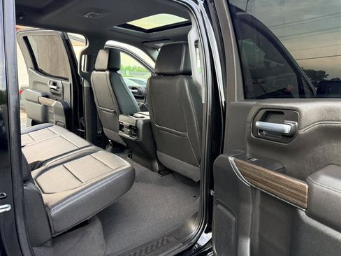 Used 2021 Chevrolet Silverado 1500 LT Trail Boss w/ Convenience Package II AWD/4WD image 14