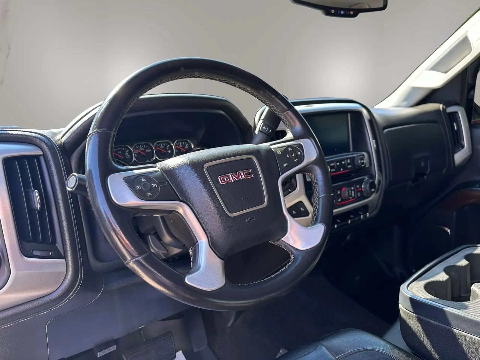 Used 2016 GMC Sierra 1500 SLT w/ Suspension Package, Off-Road AWD/4WD image 13