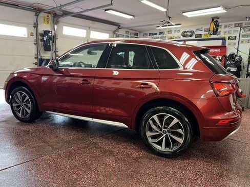 Used 2018 Audi Q5 2.0T Premium Plus w/ Premium Plus Package AWD/4WD image 2