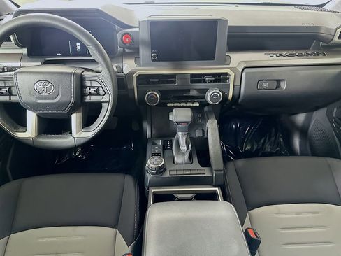 Used 2024 Toyota Tacoma TRD Off-Road AWD/4WD image 18