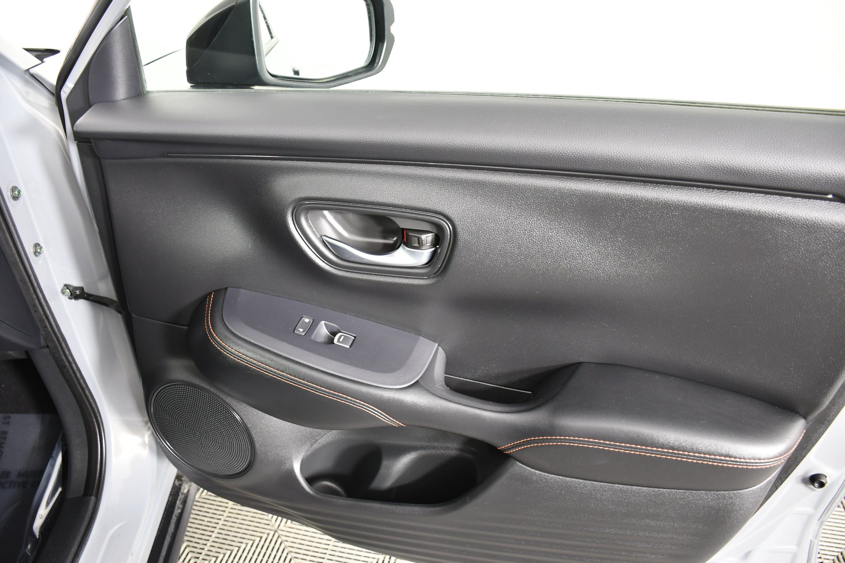 Certified 2024 Honda HR-V Sport image 38