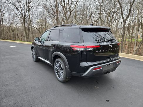 New 2026 Nissan Pathfinder Platinum AWD/4WD image 6