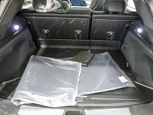 New 2025 Cadillac Lyriq Luxury w/ LPO, Floor Liner Package AWD/4WD image 21