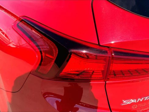 Used 2019 Hyundai Santa Fe Limited w/ Cargo Package image 27