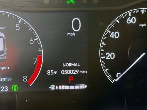 Used 2023 Honda HR-V LX image 18
