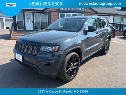Used 2018 Jeep Grand Cherokee Altitude