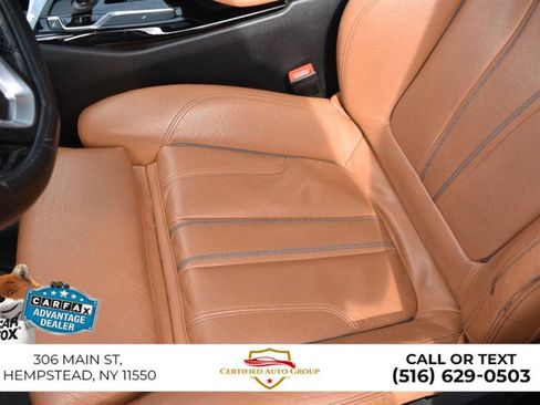 Used 2019 BMW 530i xDrive image 11