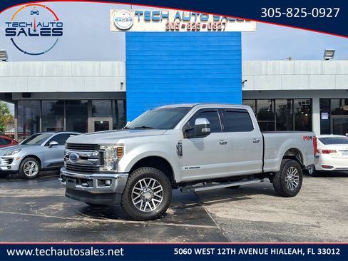 Used 2018 Ford F250 XLT w/ XLT Premium Package AWD/4WD image 1