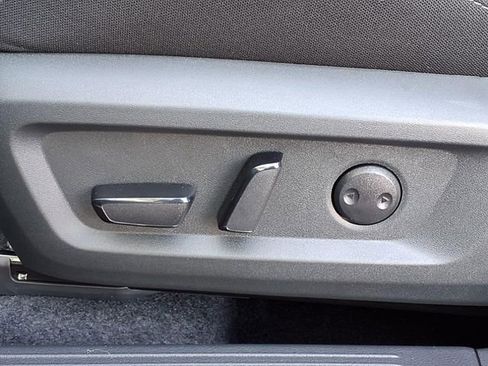 New 2026 Nissan Rogue SV AWD/4WD image 17
