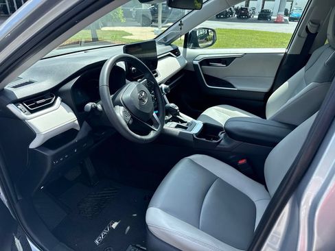 Used 2023 Toyota RAV4 XLE Premium FWD image 13