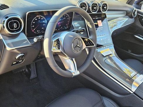 New 2026 Mercedes-Benz GLC 300 image 3