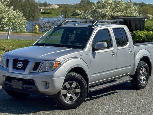 Used 2012 Nissan Frontier PRO-4X w/ Pro-4x Luxury Pkg AWD/4WD image 3