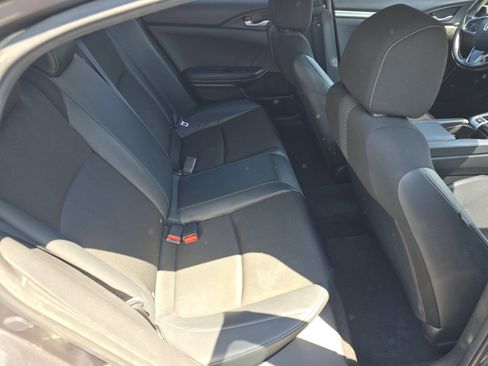 Used 2019 Honda Civic Sport image 19