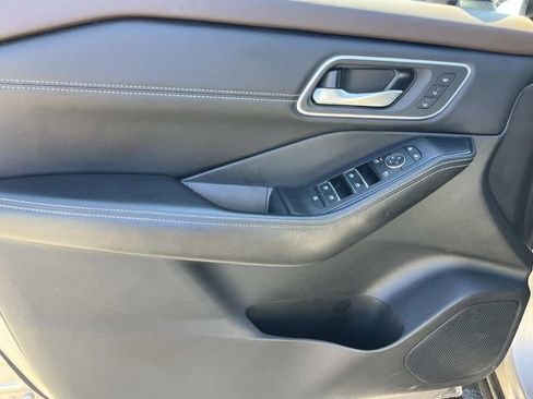 Used 2021 Nissan Rogue SL w/ Premium Package FWD image 27