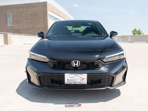 Used 2025 Honda Civic Sport image 2