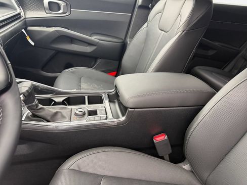 New 2026 Kia Sorento EX AWD/4WD image 30