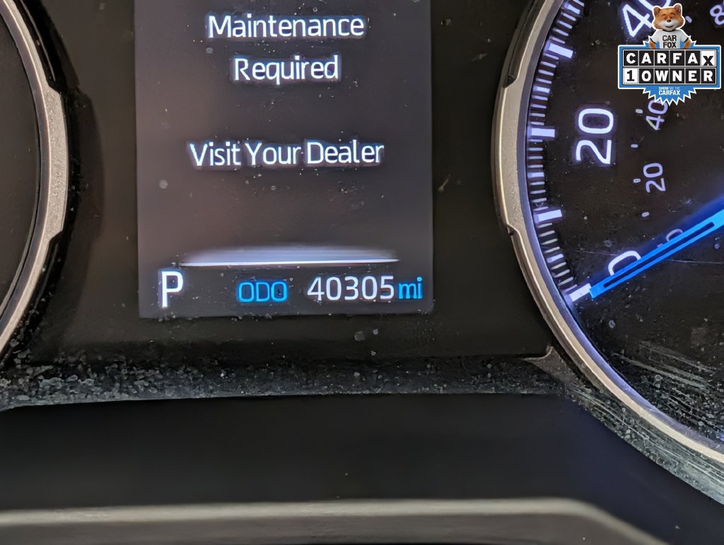 Used 2021 Toyota RAV4 XLE w/ XLE Grade Weather Package AWD/4WD image 16