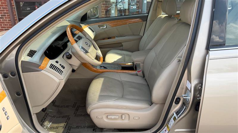 Used 2007 Toyota Avalon Limited FWD image 29