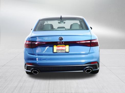 Used 2025 Volkswagen Jetta GLI Autobahn image 6