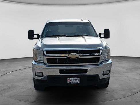 Used 2011 Chevrolet Silverado 2500 LTZ w/ LTZ Plus Package AWD/4WD image 2