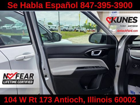 Used 2025 Jeep Compass Limited AWD/4WD image 25