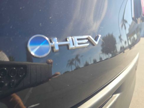 Used 2025 Toyota Sienna XLE image 14