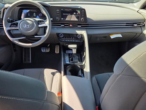 New 2026 Hyundai Elantra SEL Sport Premium FWD image 8