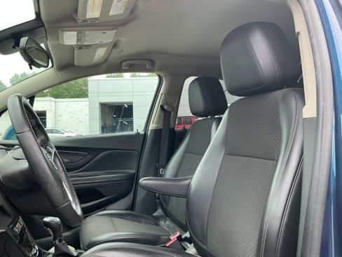 Certified 2019 Buick Encore Sport Touring w/ Safety Package AWD/4WD image 6