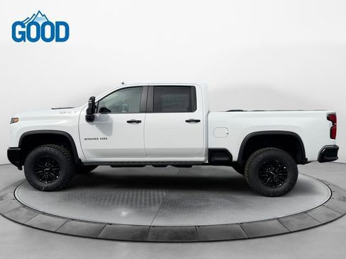 New 2026 Chevrolet Silverado 2500 ZR2 image 2
