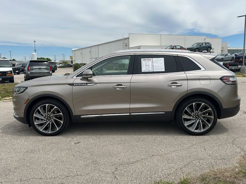 Used 2021 Lincoln Nautilus Reserve w/ Equipment Group 202A AWD/4WD image 5