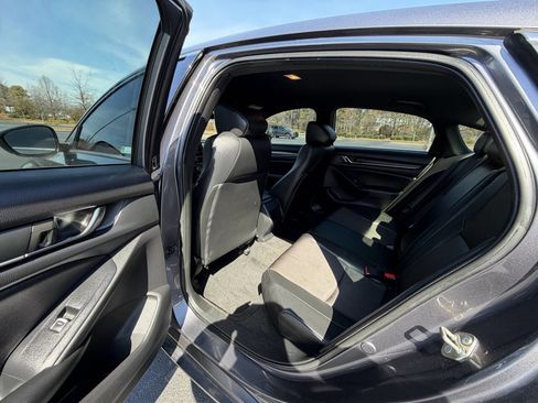 Used 2020 Honda Accord Sport image 13