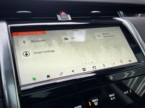 Used 2020 Land Rover Discovery Sport S image 53