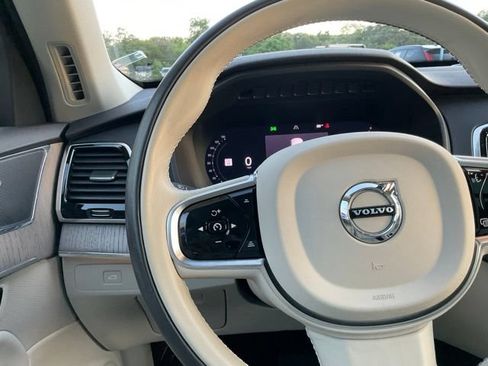 Certified 2024 Volvo XC90 B6 Plus w/ Protection Package Premier AWD/4WD image 18