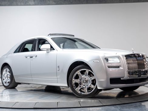Used 2012 Rolls-Royce Ghost RWD image 63