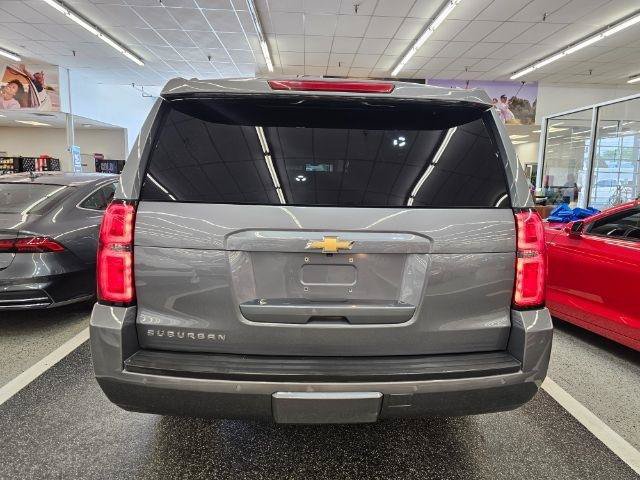 Used 2019 Chevrolet Suburban LT w/ Texas Edition Package AWD/4WD image 5