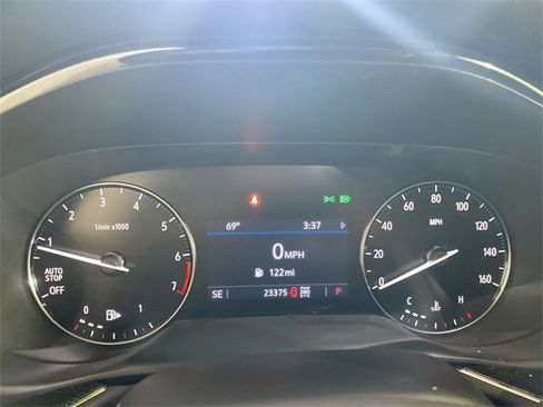 Used 2023 Buick Envision Preferred image 37