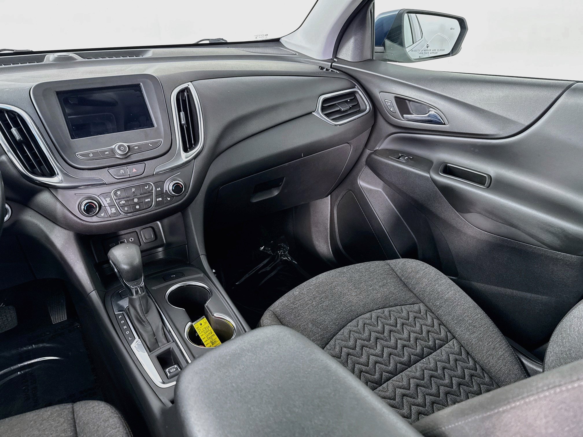 Used 2024 Chevrolet Equinox LT AWD/4WD image 22