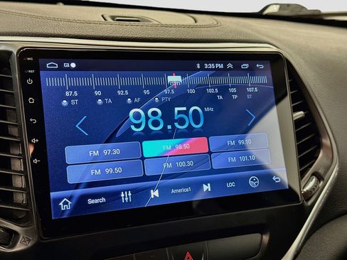 Used 2018 Jeep Cherokee Limited AWD/4WD image 21