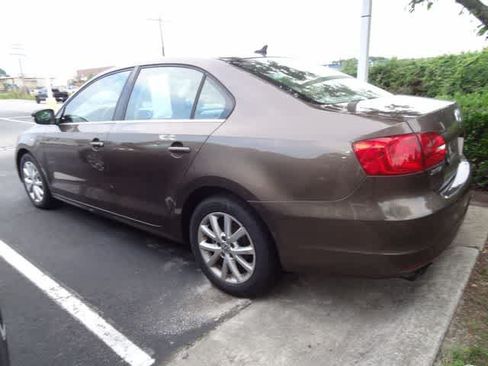 Used 2014 Volkswagen Jetta SE FWD image 7