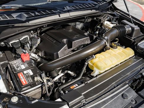 Used 2019 Ford F150 Lariat w/ Equipment Group 502A Luxury image 27