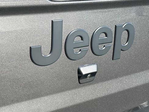 New 2026 Jeep Gladiator Willys image 18