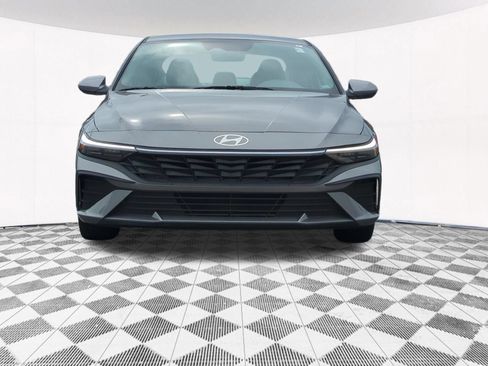 Used 2024 Hyundai Elantra SEL FWD image 16