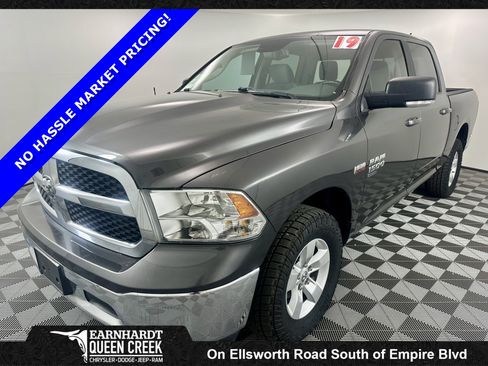 Used 2019 RAM 1500 Classic SLT w/ Luxury Group AWD/4WD image 1