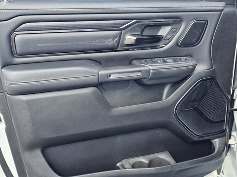 Used 2022 RAM 1500 Limited AWD/4WD image 16
