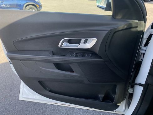 Used 2016 Chevrolet Equinox LT w/ Convenience Package image 19