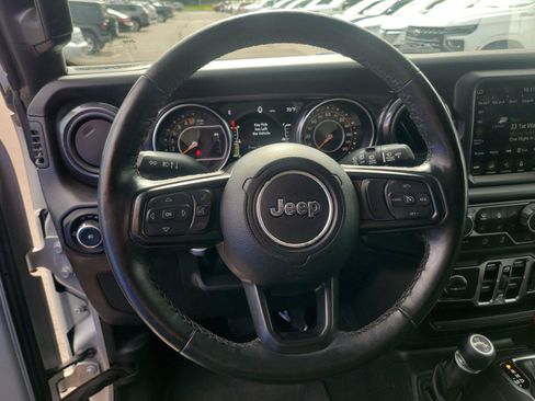 Used 2022 Jeep Wrangler Unlimited Sport AWD/4WD image 21